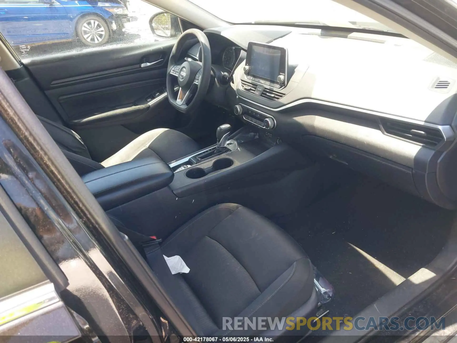 5 Photograph of a damaged car 1N4BL4BV3KC135934 NISSAN ALTIMA 2019