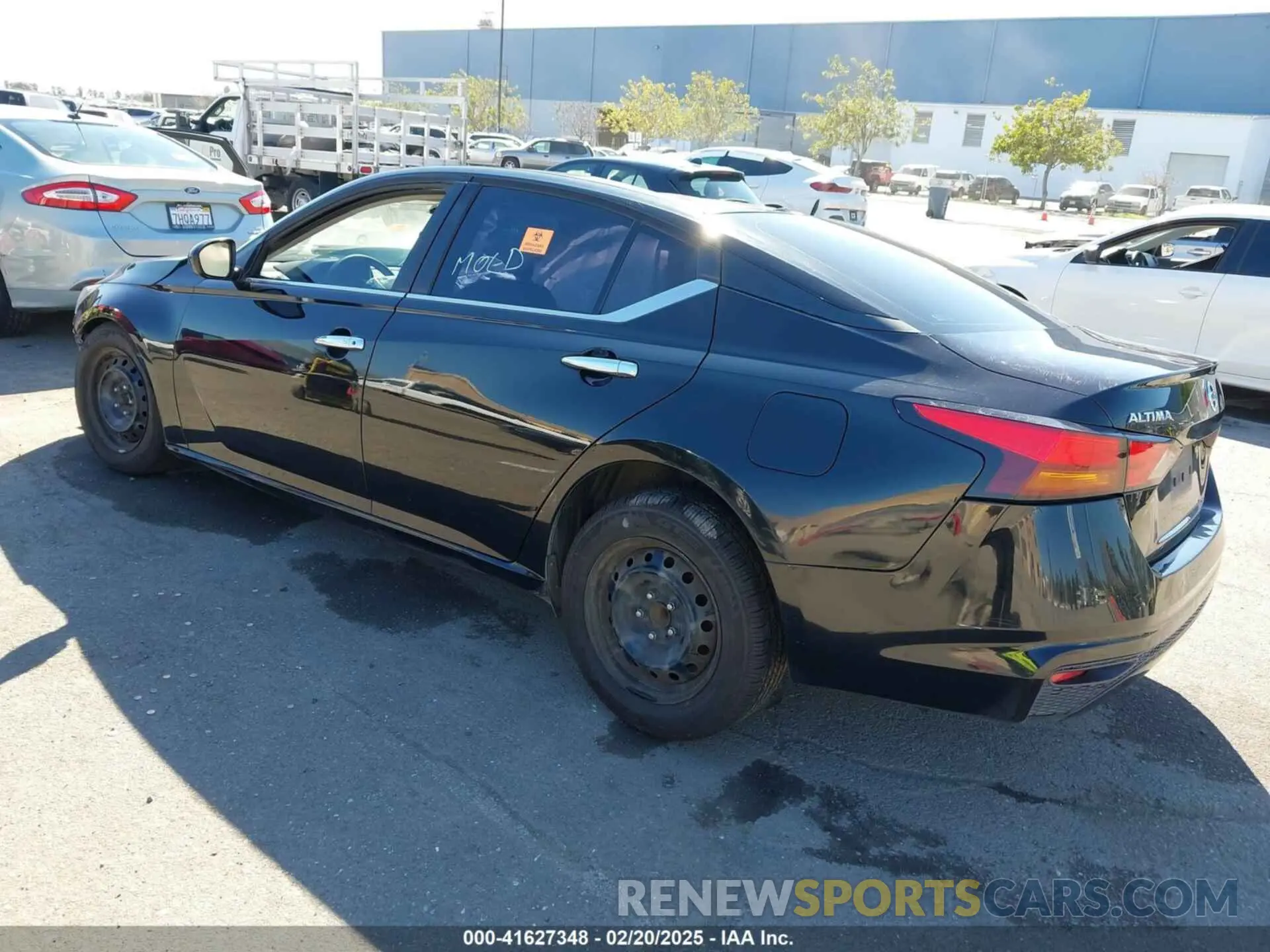 3 Photograph of a damaged car 1N4BL4BV3KC144889 NISSAN ALTIMA 2019