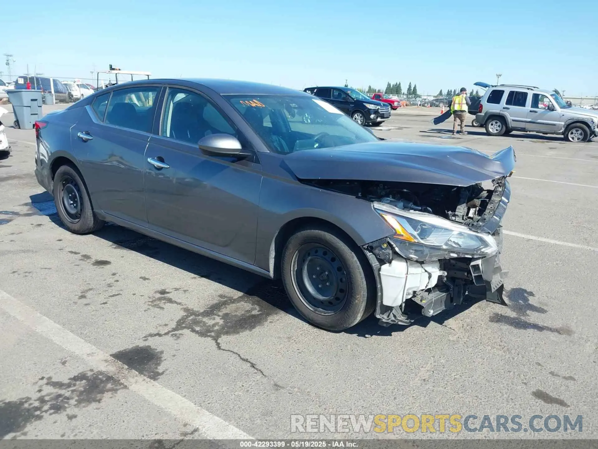 1 Photograph of a damaged car 1N4BL4BV3KC234673 NISSAN ALTIMA 2019