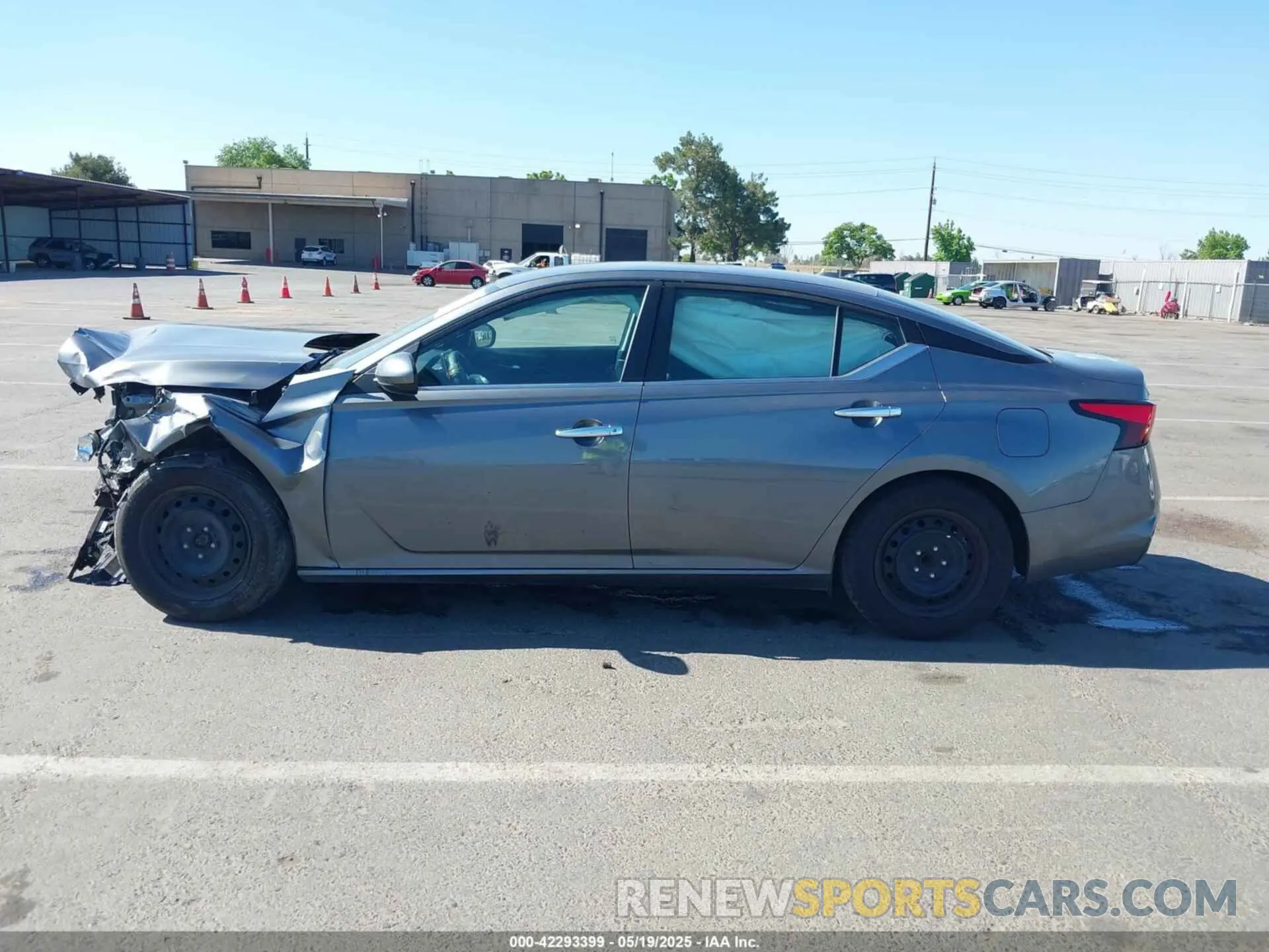 15 Photograph of a damaged car 1N4BL4BV3KC234673 NISSAN ALTIMA 2019