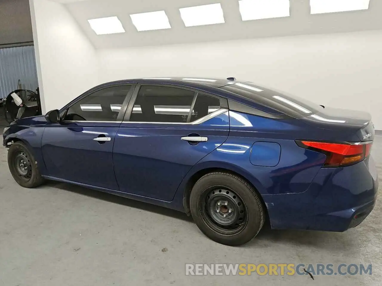 2 Photograph of a damaged car 1N4BL4BV3KC244149 NISSAN ALTIMA 2019