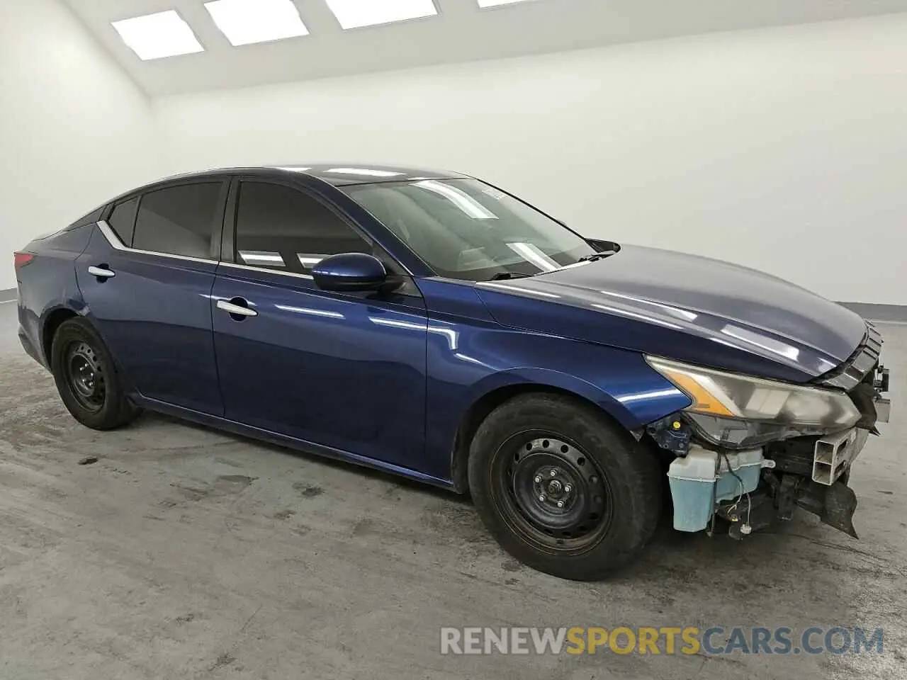 4 Photograph of a damaged car 1N4BL4BV3KC244149 NISSAN ALTIMA 2019