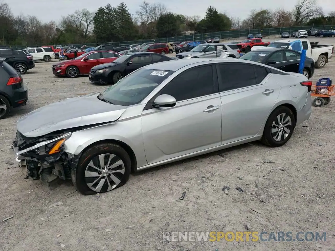 1 Photograph of a damaged car 1N4BL4BV3KC244684 NISSAN ALTIMA 2019