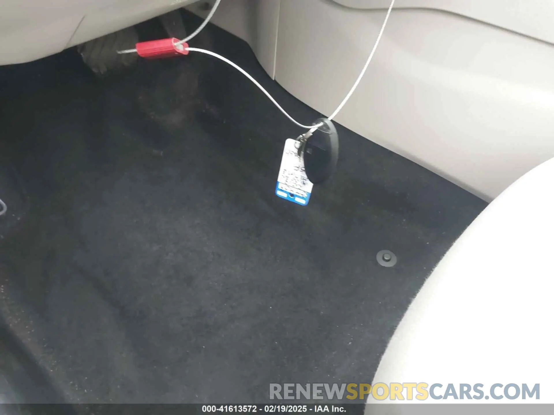 11 Photograph of a damaged car 1N4BL4BV3KC248525 NISSAN ALTIMA 2019