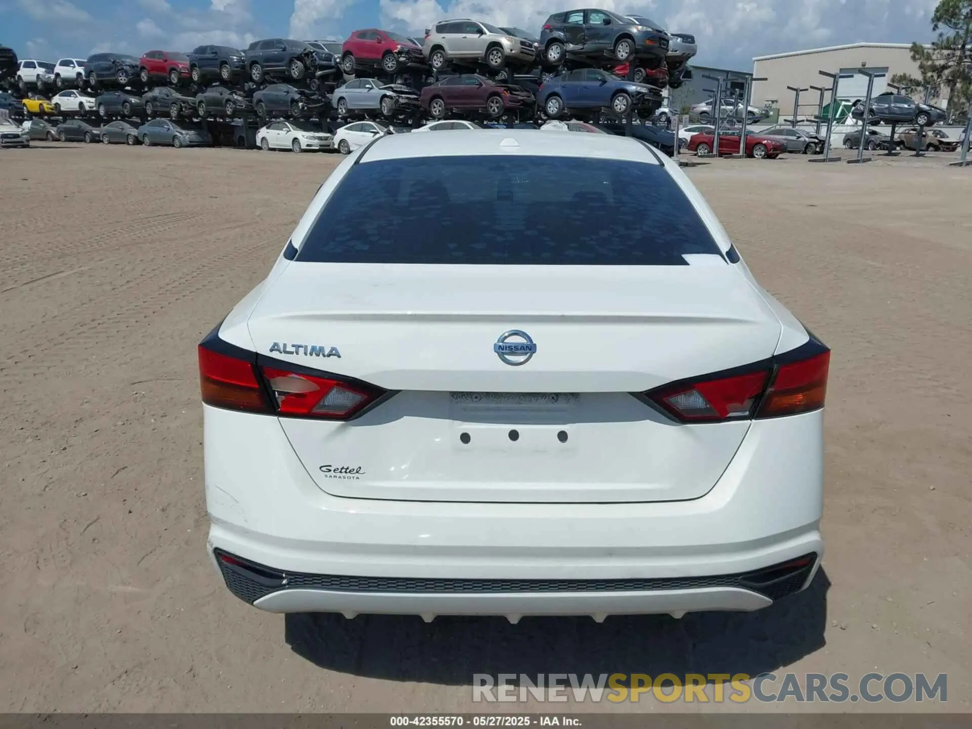 16 Photograph of a damaged car 1N4BL4BV3KC252154 NISSAN ALTIMA 2019
