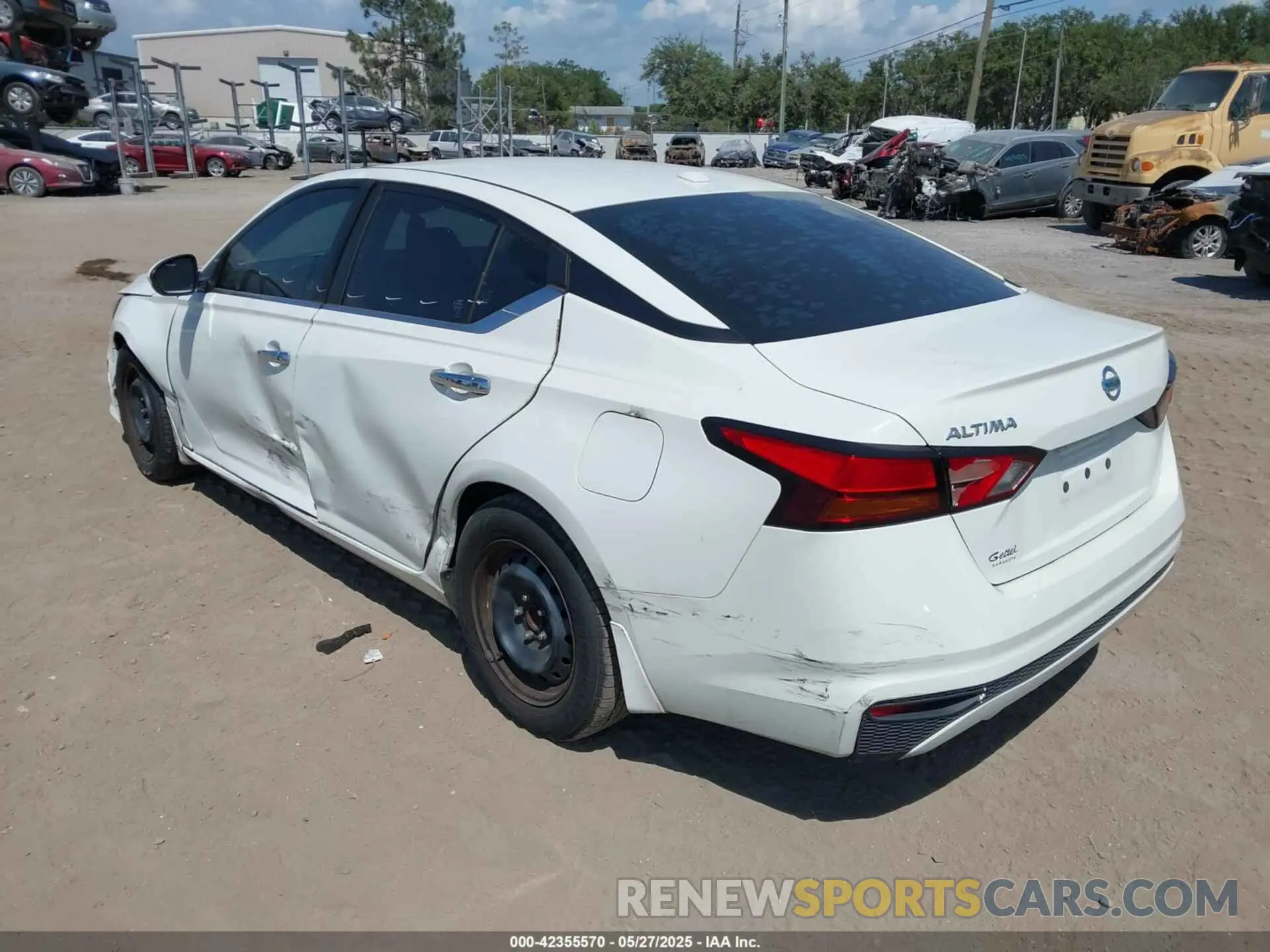 3 Photograph of a damaged car 1N4BL4BV3KC252154 NISSAN ALTIMA 2019
