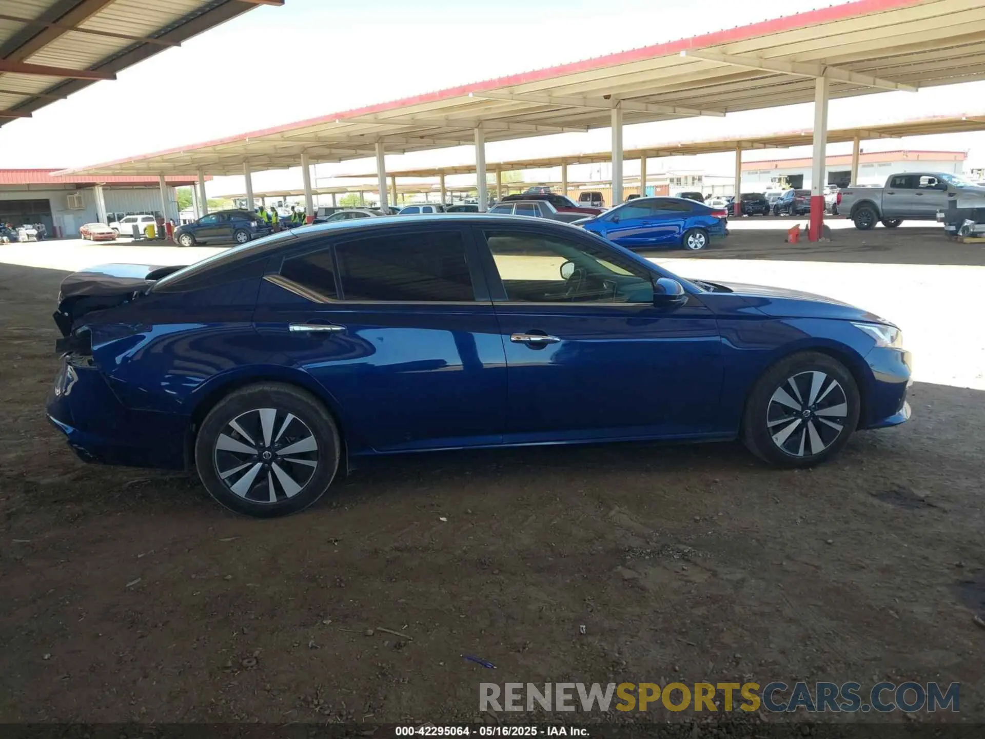 13 Photograph of a damaged car 1N4BL4BV3KN302412 NISSAN ALTIMA 2019