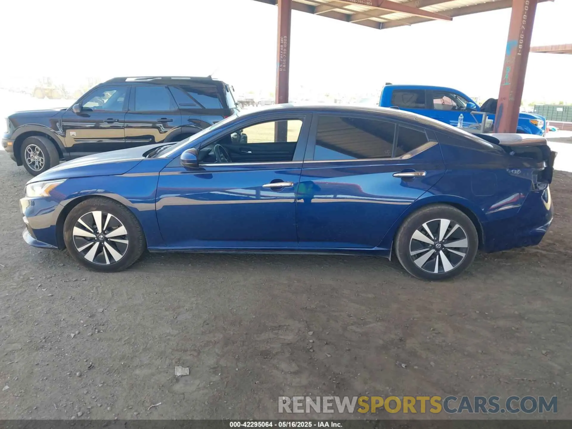 14 Photograph of a damaged car 1N4BL4BV3KN302412 NISSAN ALTIMA 2019