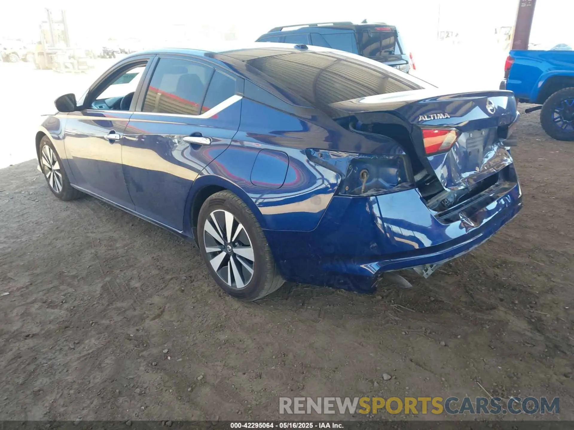 3 Photograph of a damaged car 1N4BL4BV3KN302412 NISSAN ALTIMA 2019