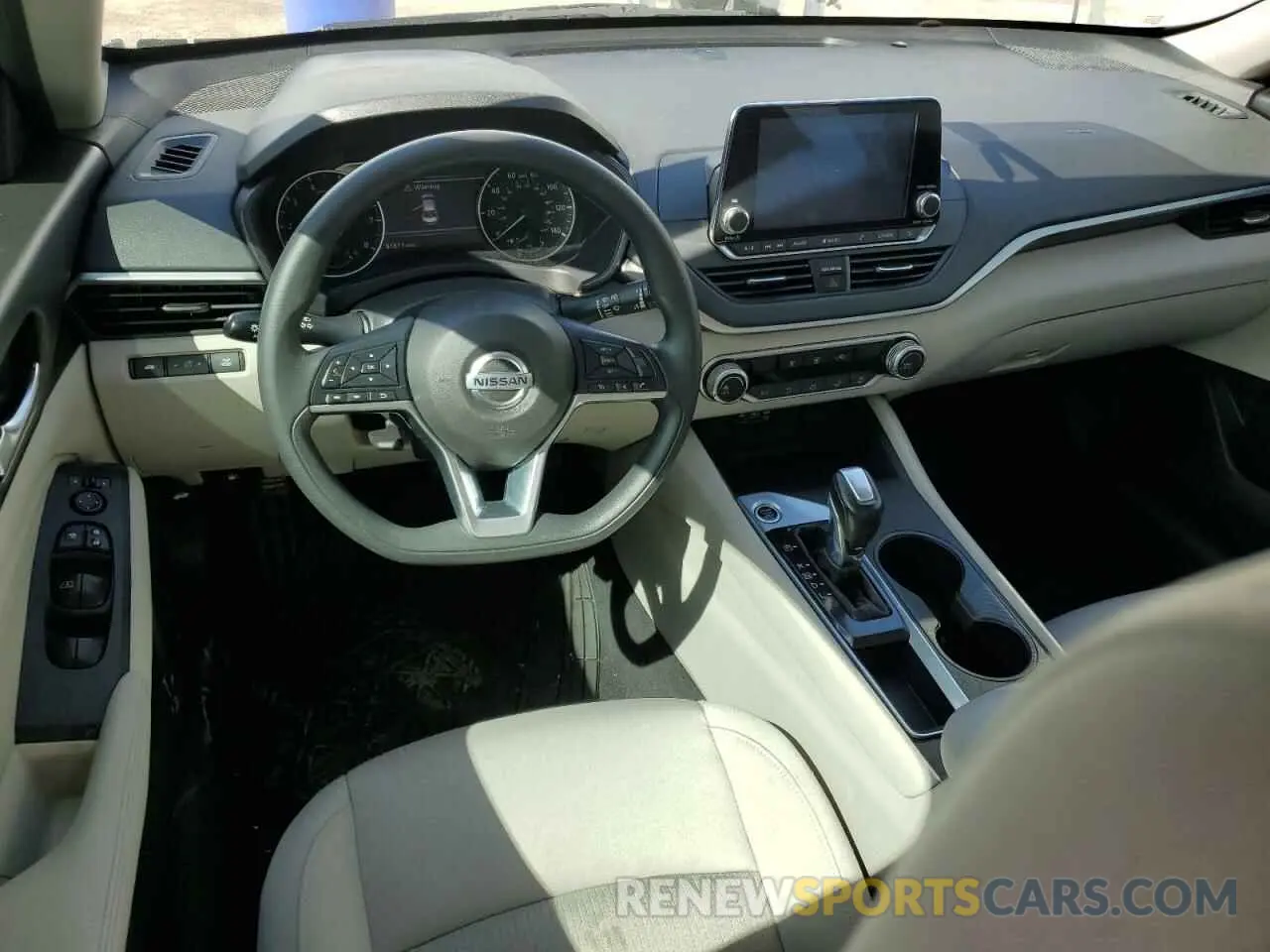 8 Photograph of a damaged car 1N4BL4BV3KN318061 NISSAN ALTIMA 2019