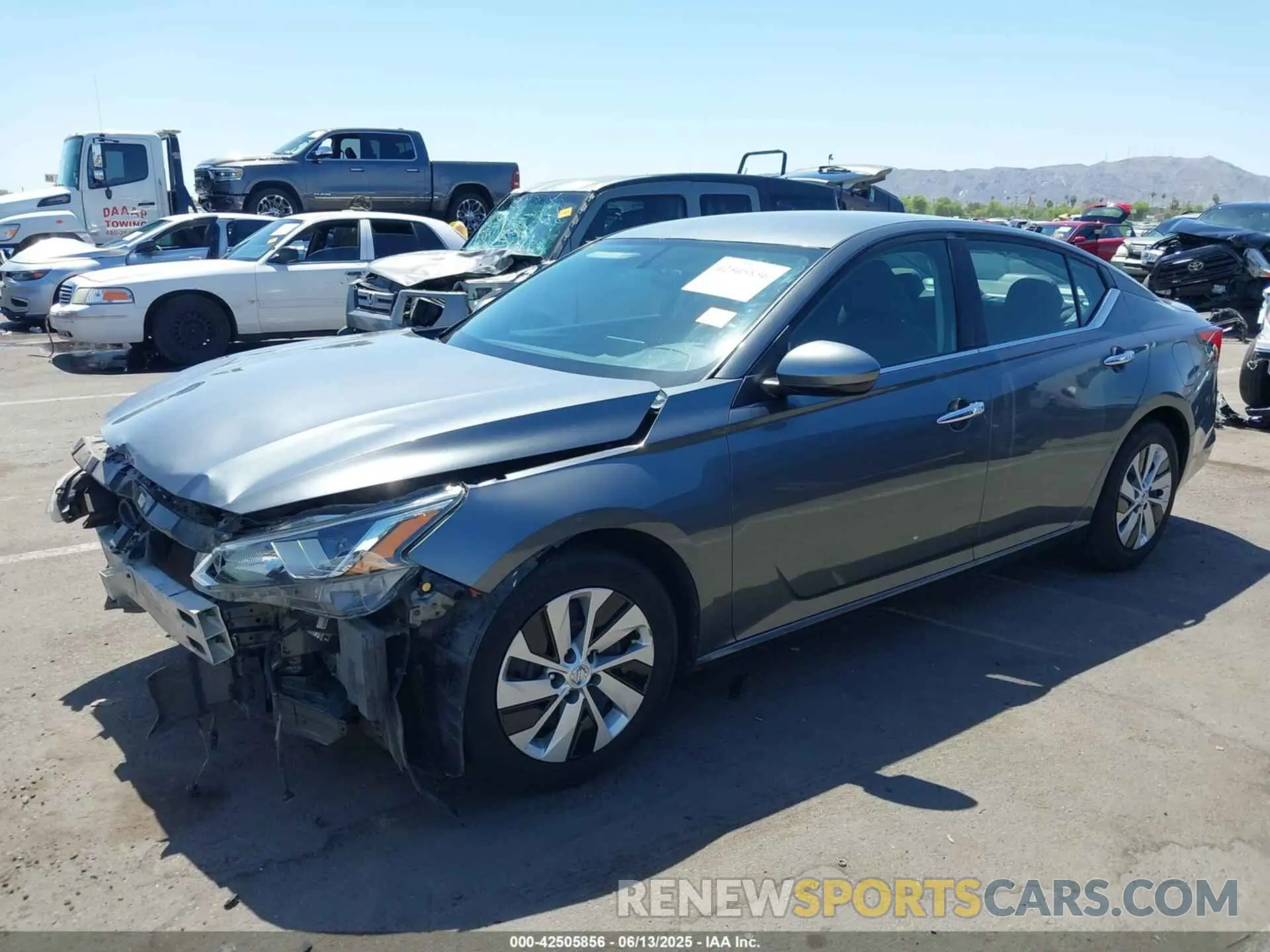 2 Photograph of a damaged car 1N4BL4BV3KN324961 NISSAN ALTIMA 2019