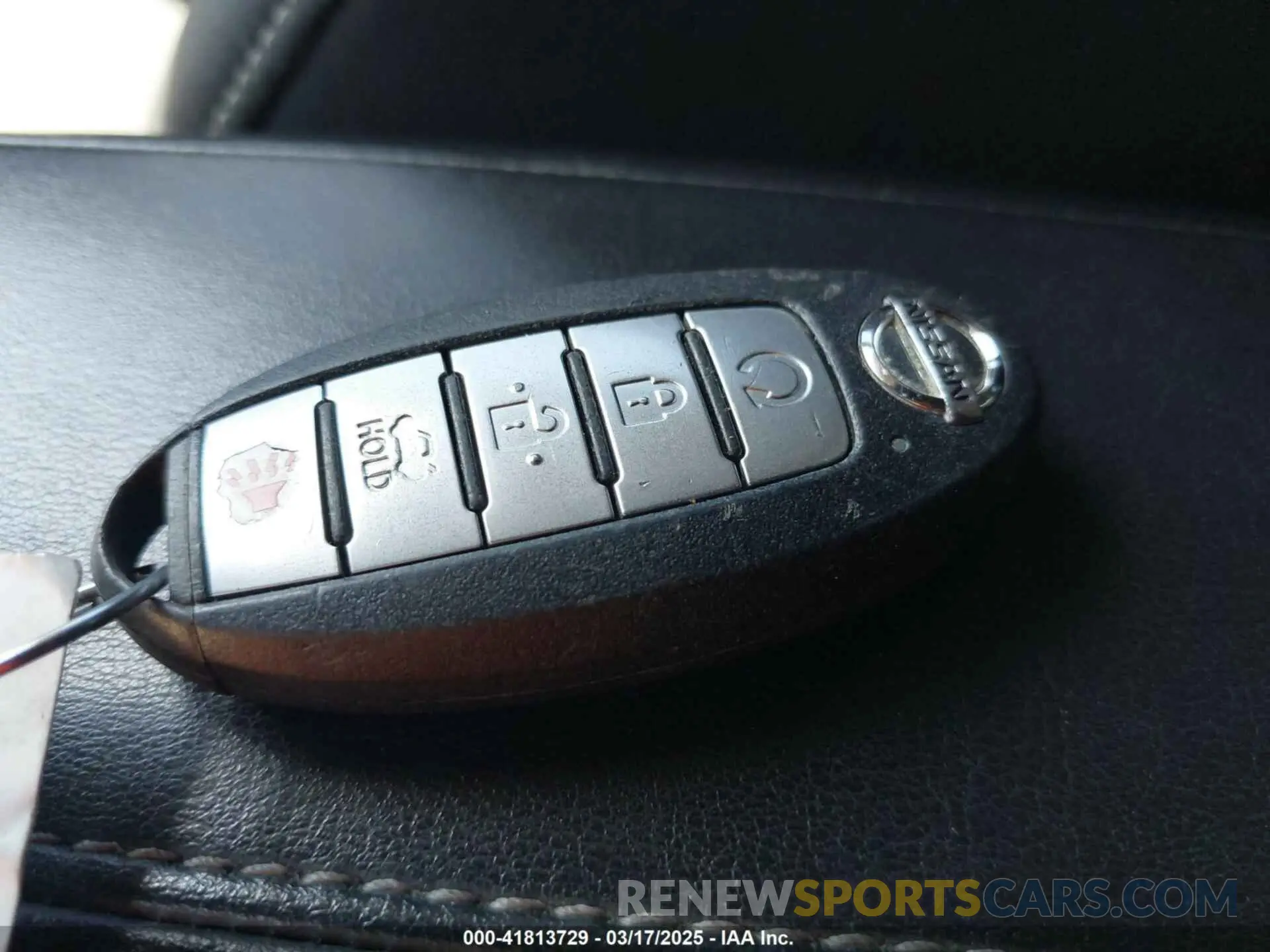 11 Photograph of a damaged car 1N4BL4BV3KN326984 NISSAN ALTIMA 2019