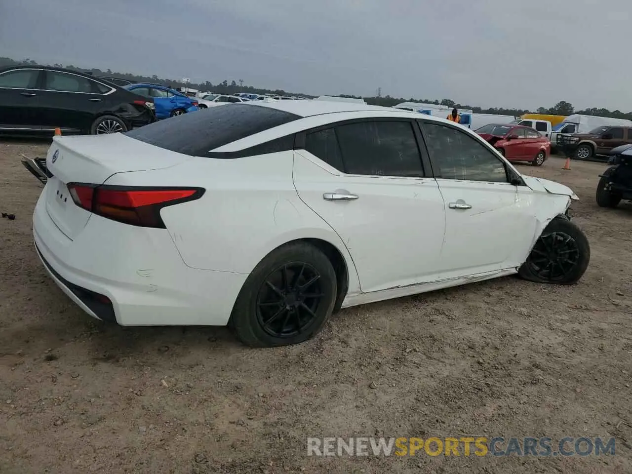3 Photograph of a damaged car 1N4BL4BV4KC128605 NISSAN ALTIMA 2019