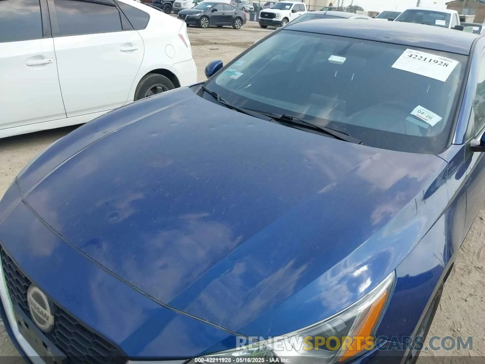 6 Photograph of a damaged car 1N4BL4BV4KC131195 NISSAN ALTIMA 2019