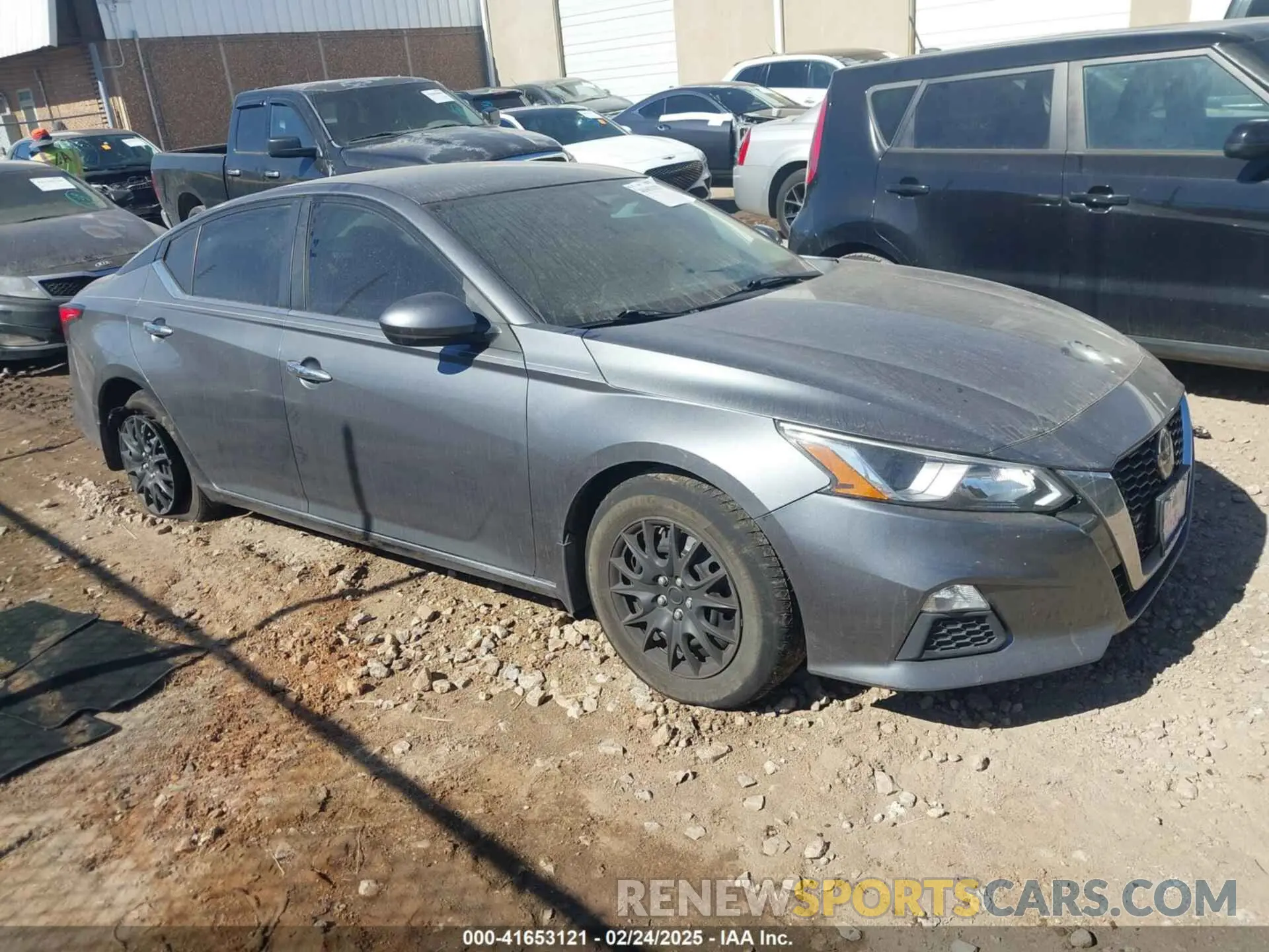 1 Photograph of a damaged car 1N4BL4BV4KC138373 NISSAN ALTIMA 2019