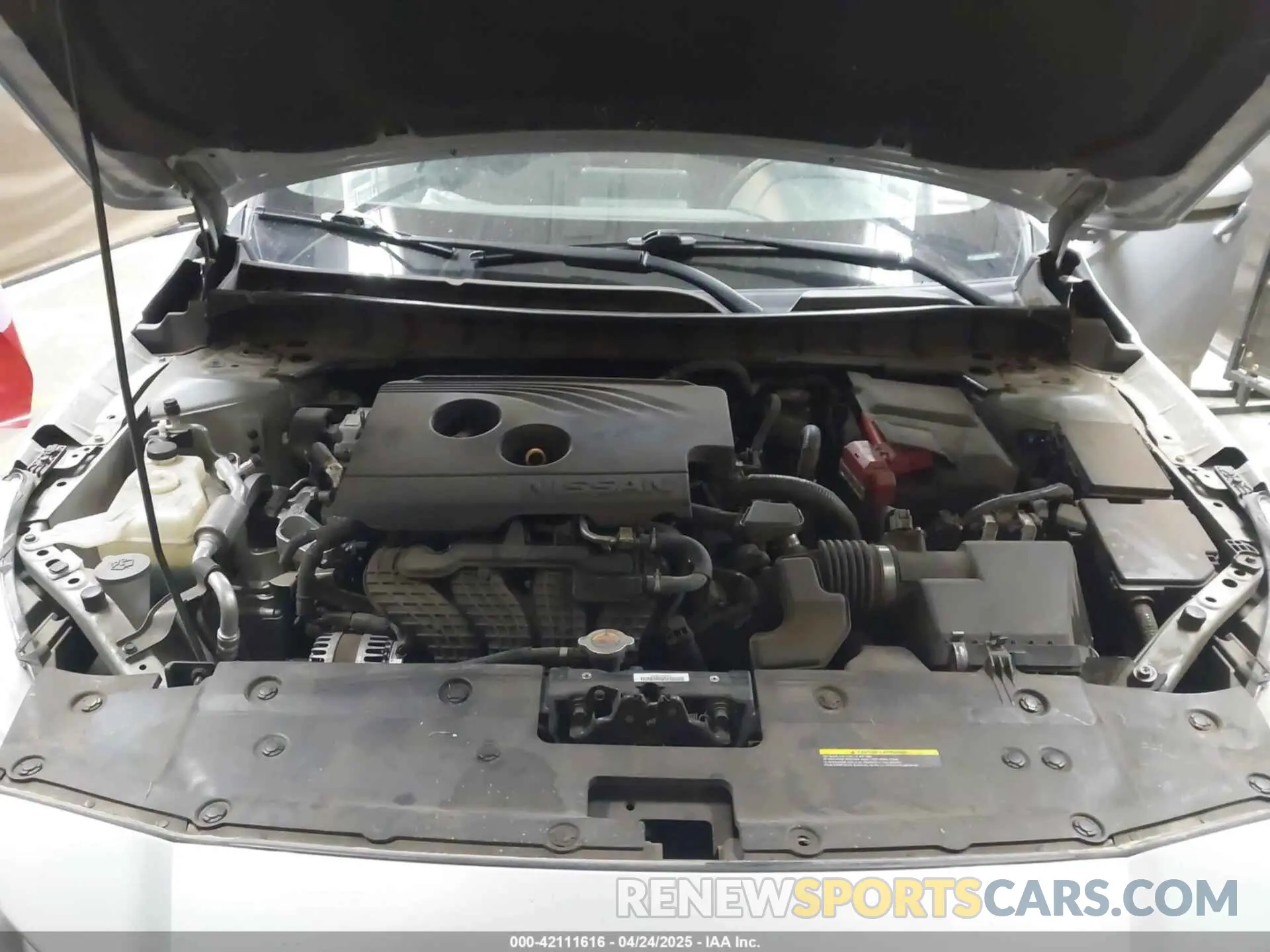 10 Photograph of a damaged car 1N4BL4BV4KC196886 NISSAN ALTIMA 2019