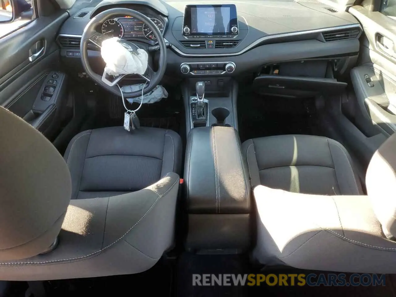 8 Photograph of a damaged car 1N4BL4BV4KC208518 NISSAN ALTIMA 2019