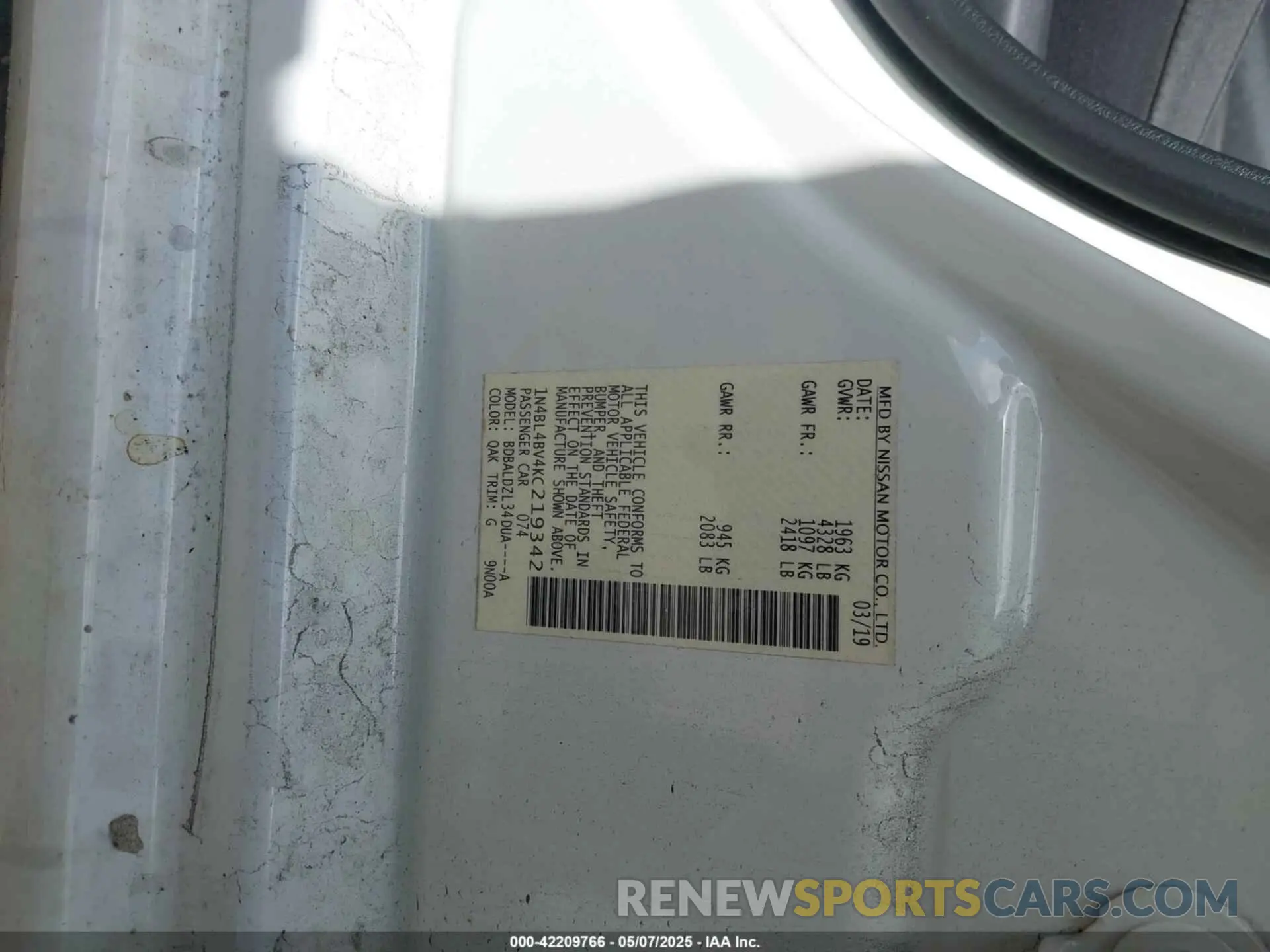 9 Photograph of a damaged car 1N4BL4BV4KC219342 NISSAN ALTIMA 2019