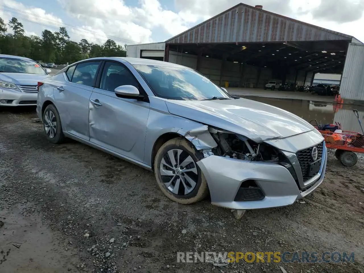 4 Photograph of a damaged car 1N4BL4BV4KC226632 NISSAN ALTIMA 2019