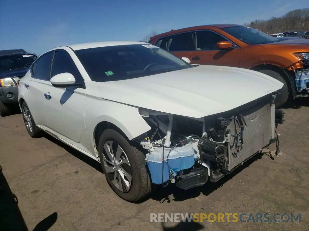 4 Photograph of a damaged car 1N4BL4BV4KC227165 NISSAN ALTIMA 2019