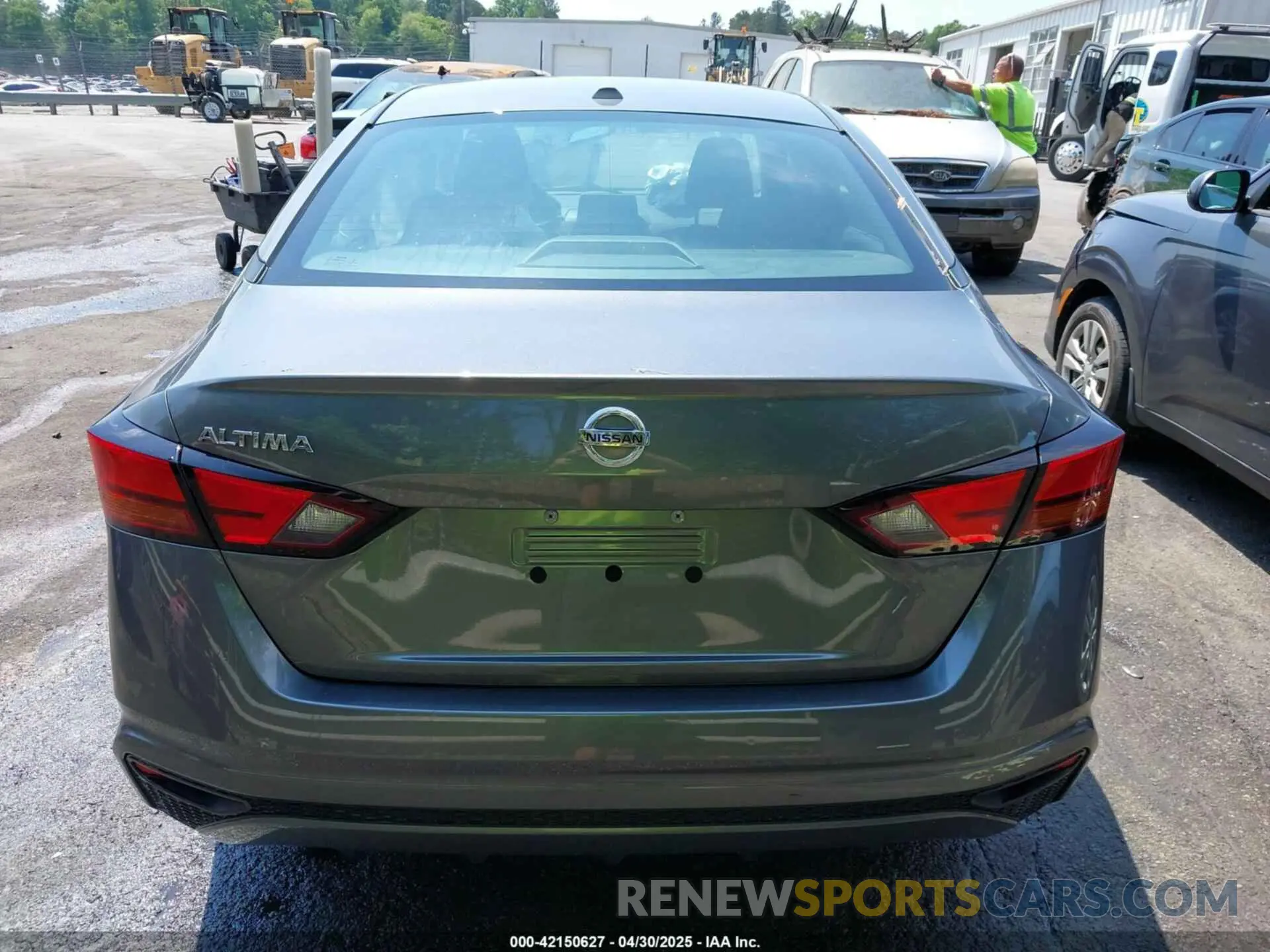 16 Photograph of a damaged car 1N4BL4BV4KC238988 NISSAN ALTIMA 2019