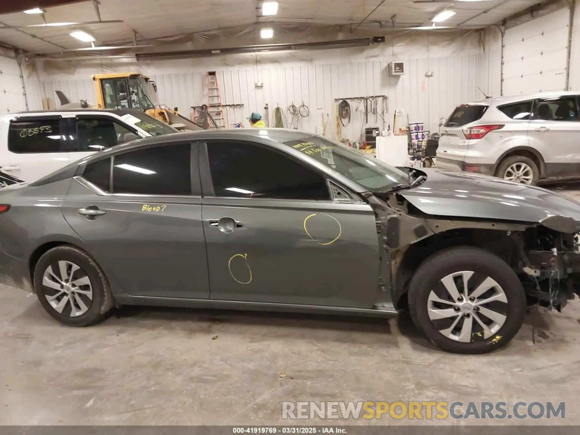 13 Photograph of a damaged car 1N4BL4BV4KC246749 NISSAN ALTIMA 2019
