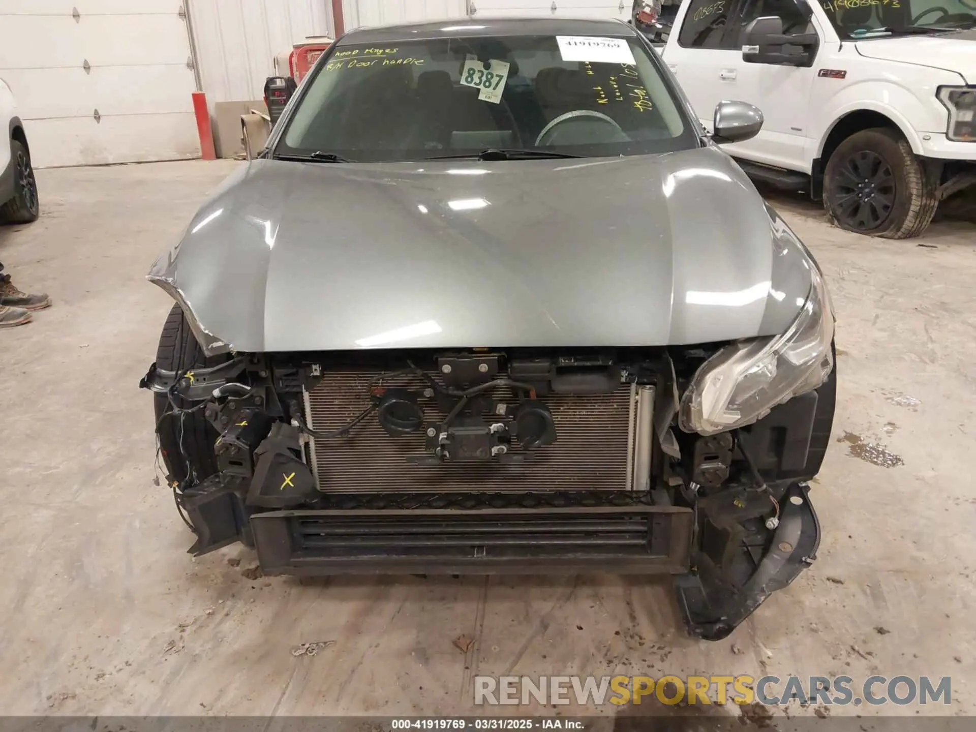 6 Photograph of a damaged car 1N4BL4BV4KC246749 NISSAN ALTIMA 2019