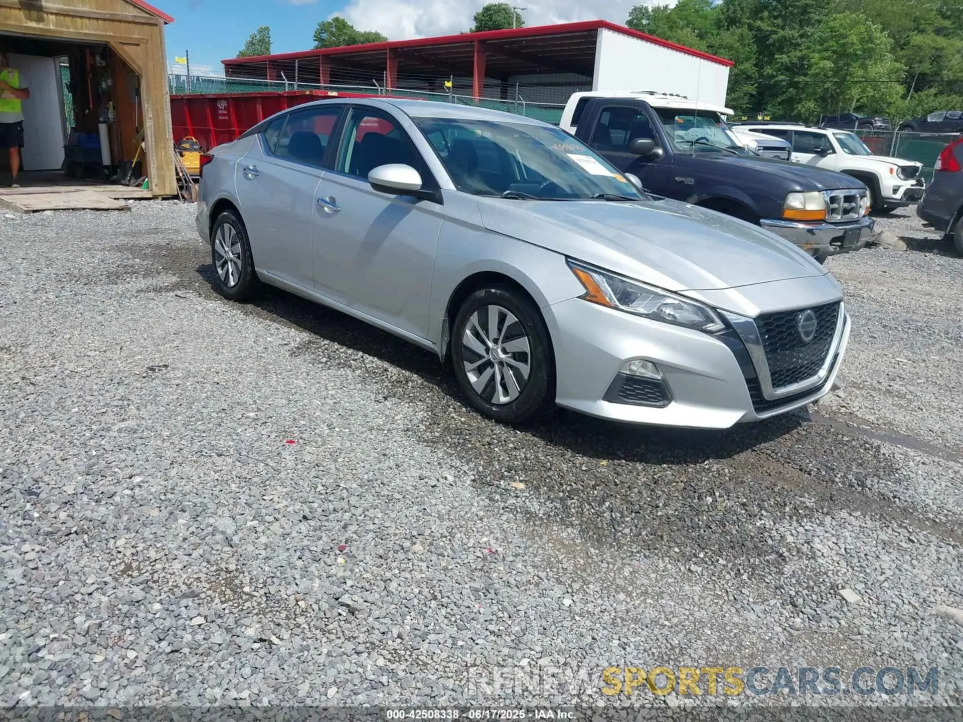1 Photograph of a damaged car 1N4BL4BV4KC250252 NISSAN ALTIMA 2019