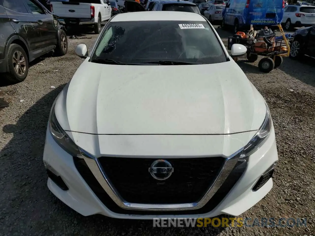 5 Photograph of a damaged car 1N4BL4BV4KC252146 NISSAN ALTIMA 2019