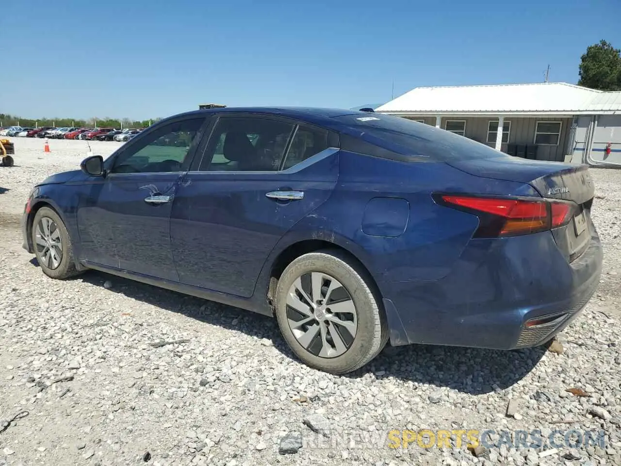 2 Photograph of a damaged car 1N4BL4BV4KN304010 NISSAN ALTIMA 2019