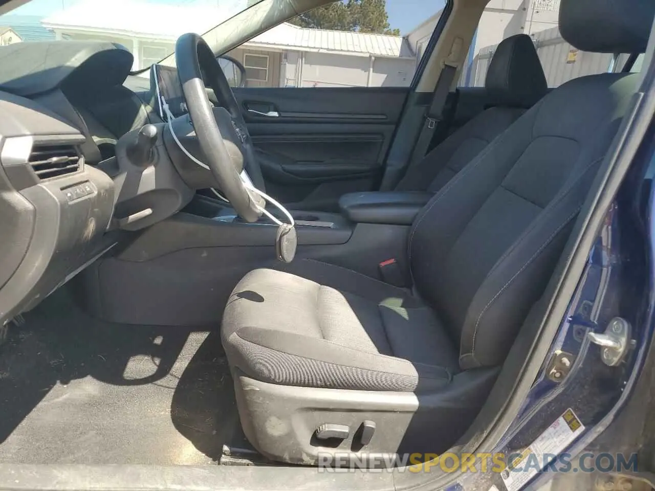 7 Photograph of a damaged car 1N4BL4BV4KN304010 NISSAN ALTIMA 2019