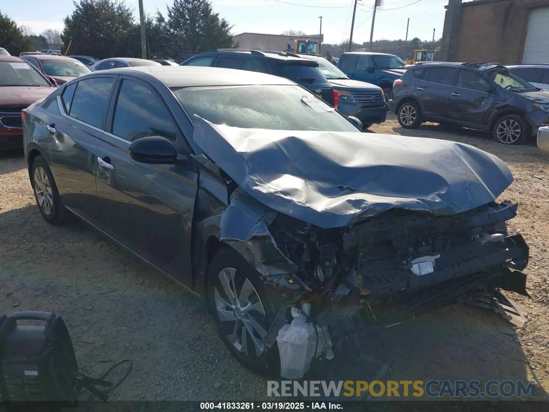 1 Photograph of a damaged car 1N4BL4BV5KC109979 NISSAN ALTIMA 2019