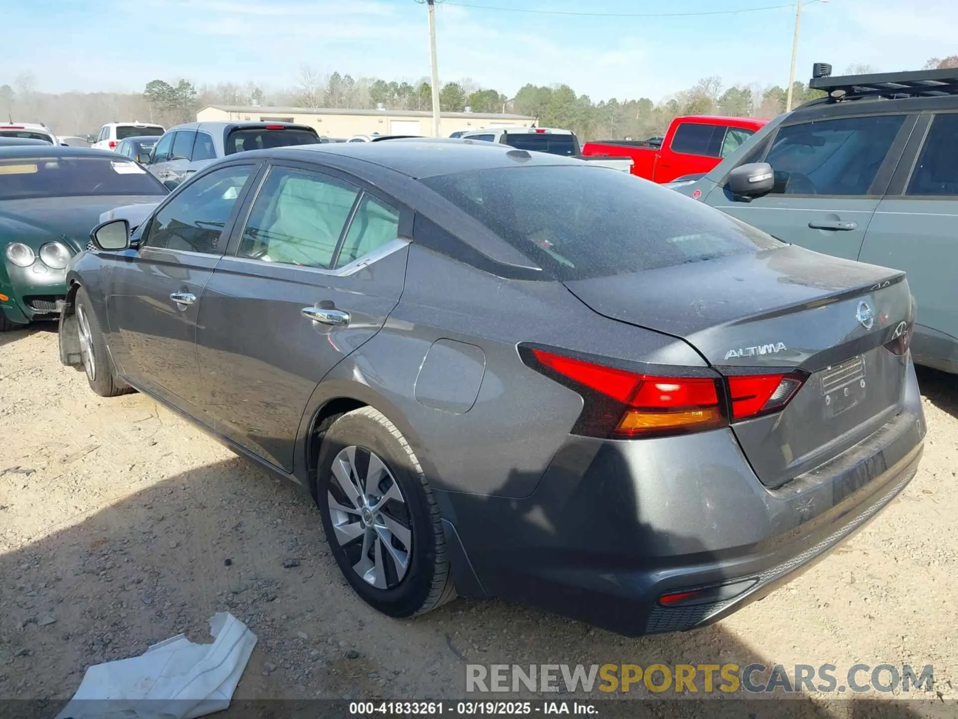 3 Photograph of a damaged car 1N4BL4BV5KC109979 NISSAN ALTIMA 2019