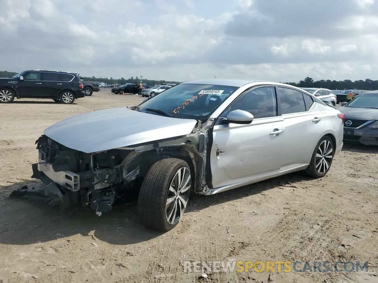 1 Photograph of a damaged car 1N4BL4BV5KC113367 NISSAN ALTIMA 2019
