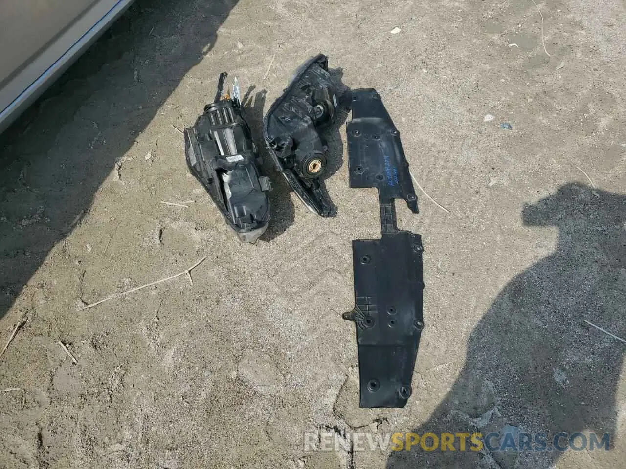 12 Photograph of a damaged car 1N4BL4BV5KC113367 NISSAN ALTIMA 2019