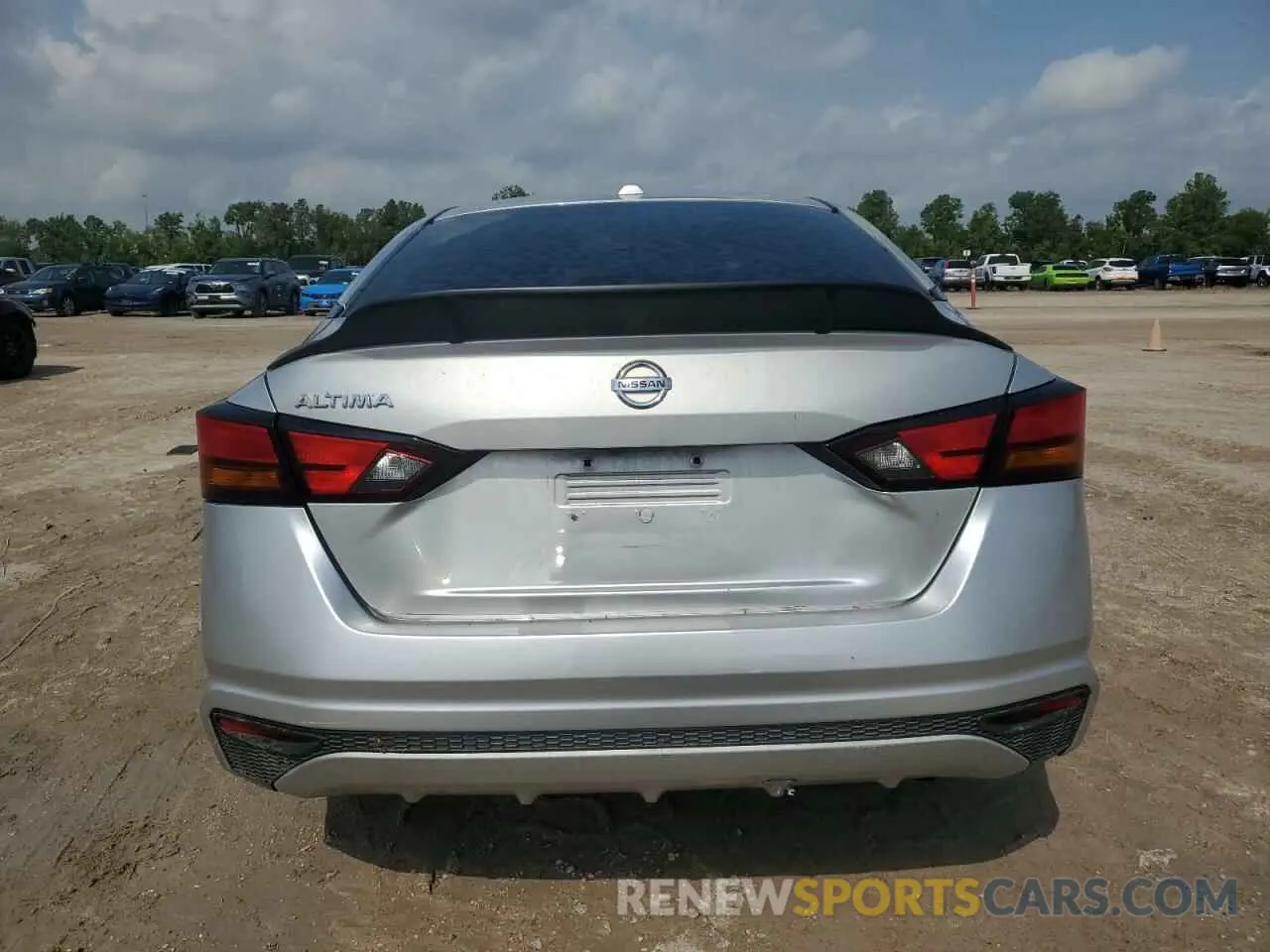 6 Photograph of a damaged car 1N4BL4BV5KC113367 NISSAN ALTIMA 2019