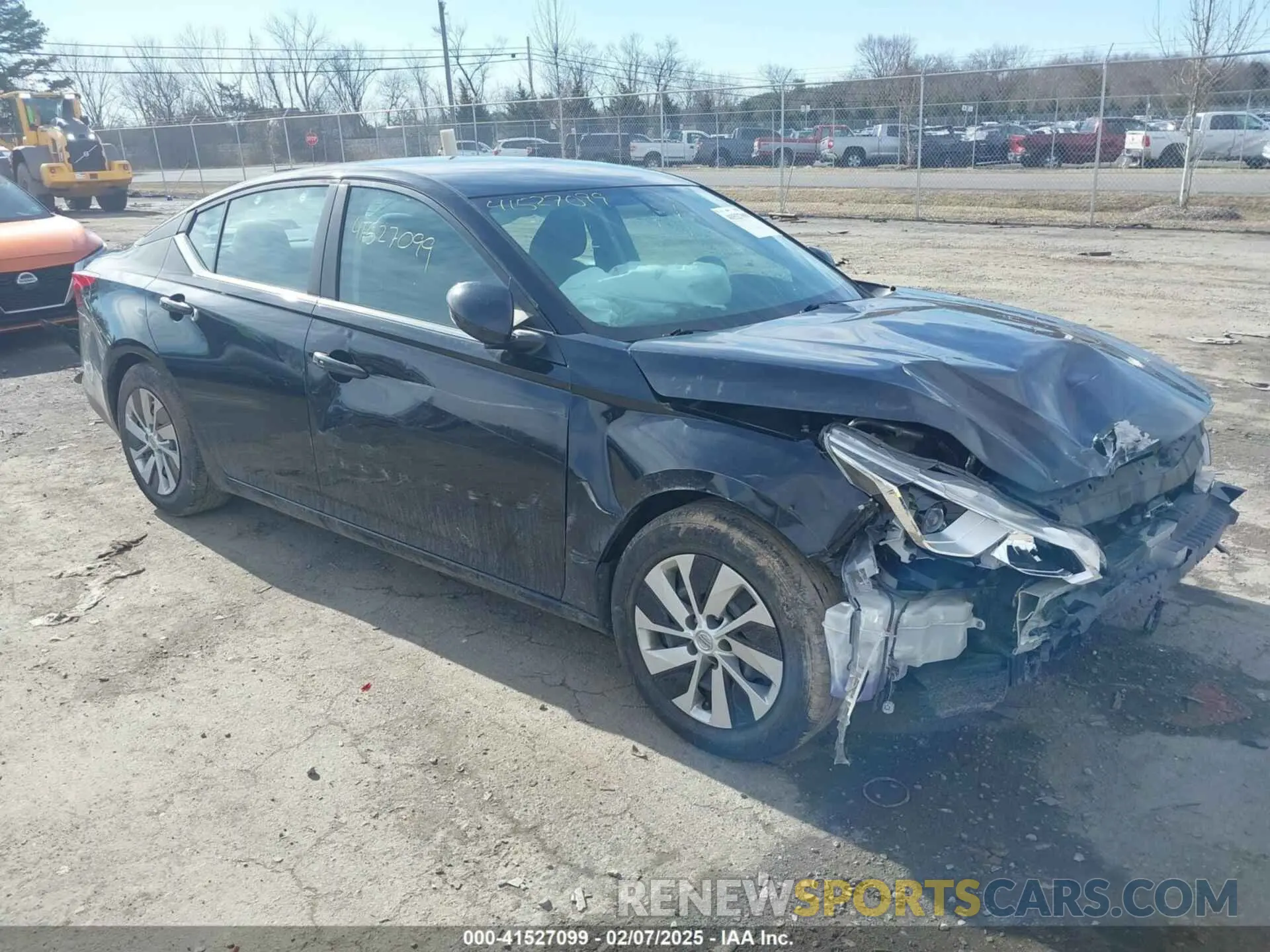 1 Photograph of a damaged car 1N4BL4BV5KC115197 NISSAN ALTIMA 2019