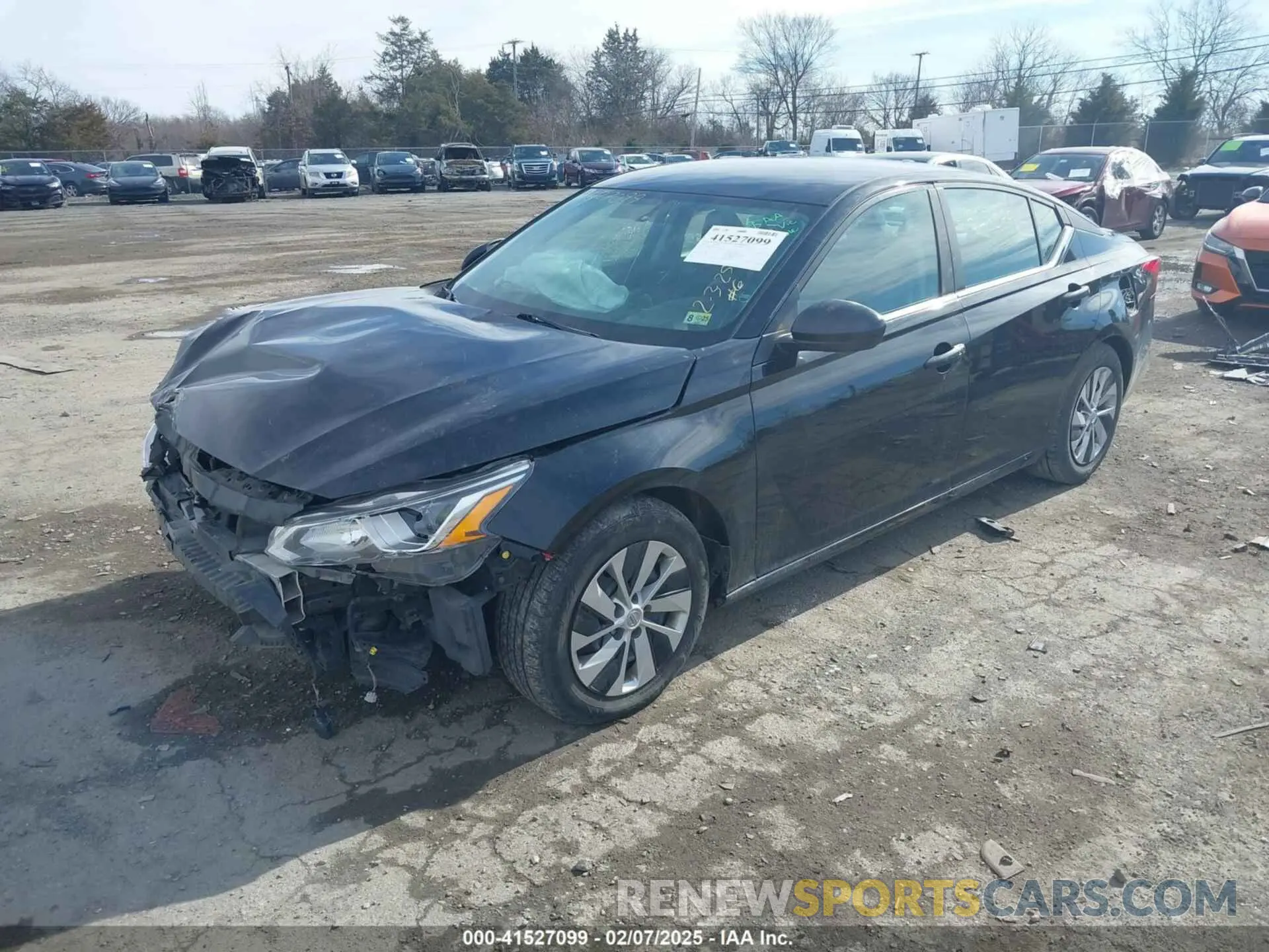 2 Photograph of a damaged car 1N4BL4BV5KC115197 NISSAN ALTIMA 2019