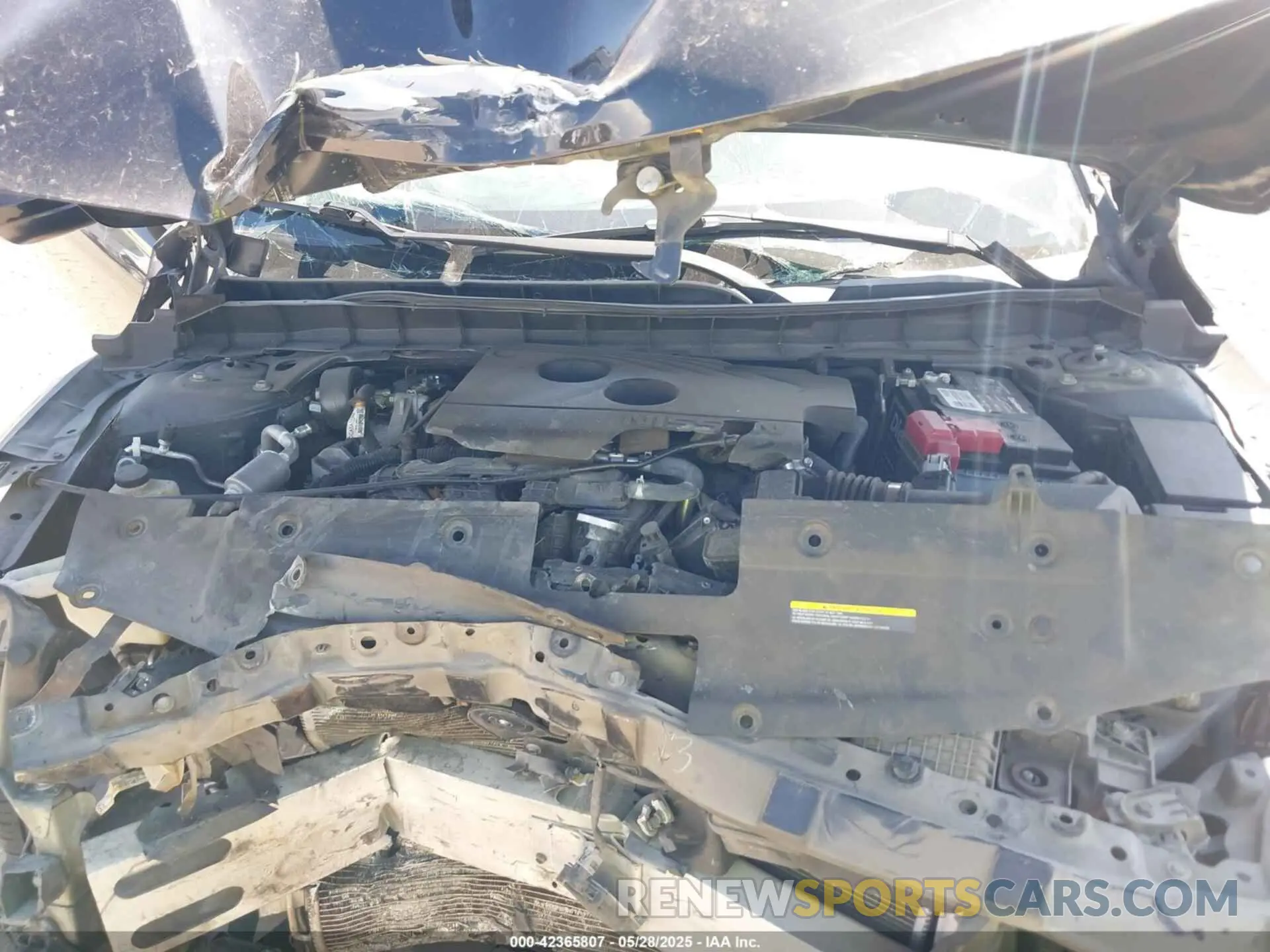 10 Photograph of a damaged car 1N4BL4BV5KC115846 NISSAN ALTIMA 2019
