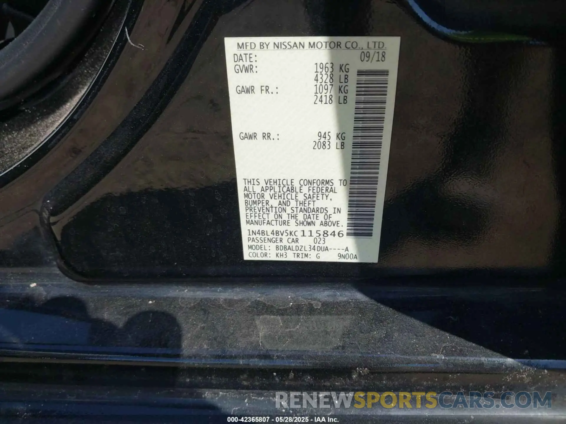 9 Photograph of a damaged car 1N4BL4BV5KC115846 NISSAN ALTIMA 2019