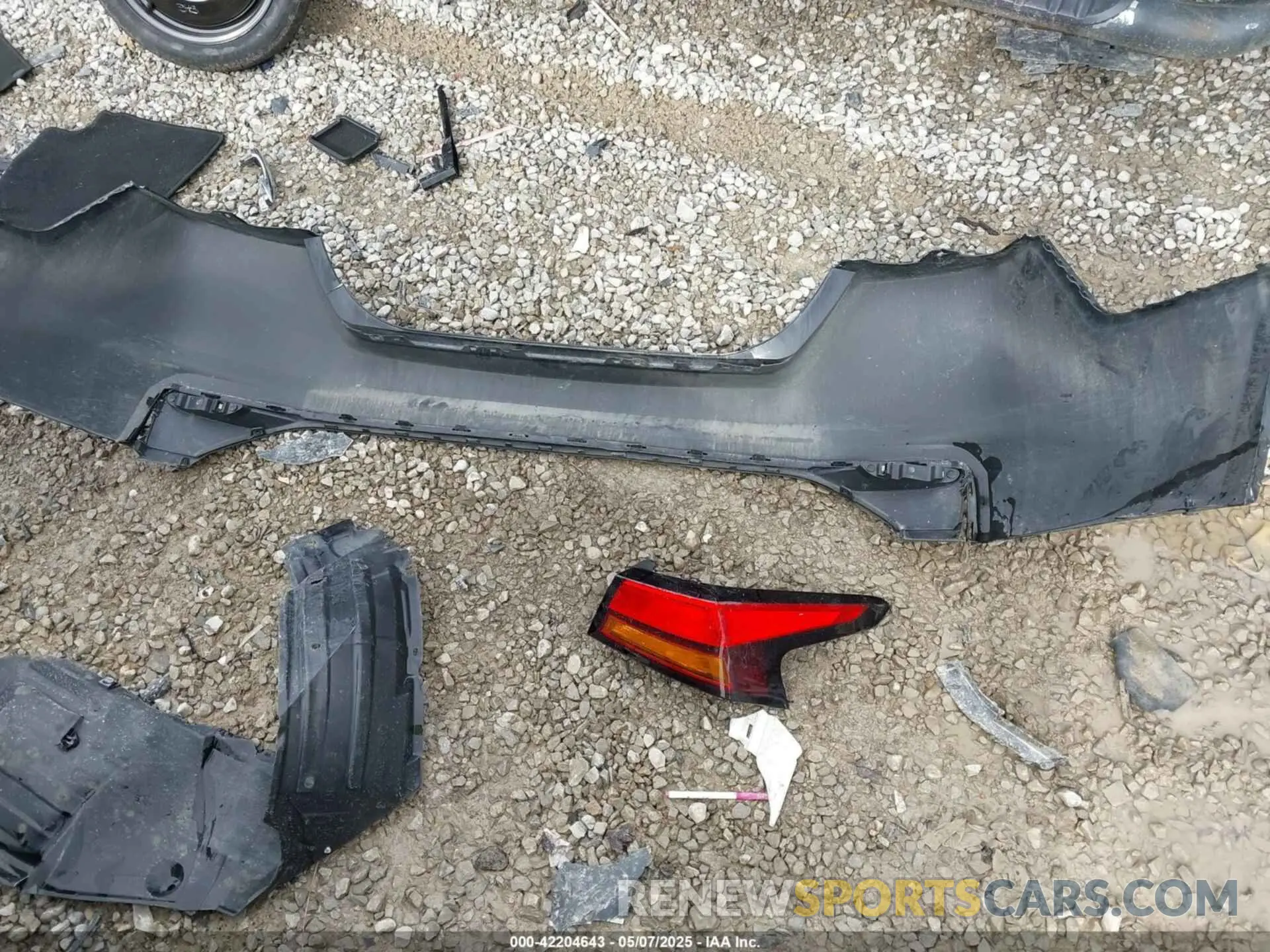12 Photograph of a damaged car 1N4BL4BV5KC123686 NISSAN ALTIMA 2019