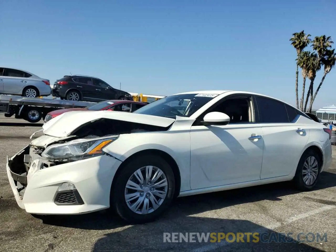 1 Photograph of a damaged car 1N4BL4BV5KC130458 NISSAN ALTIMA 2019