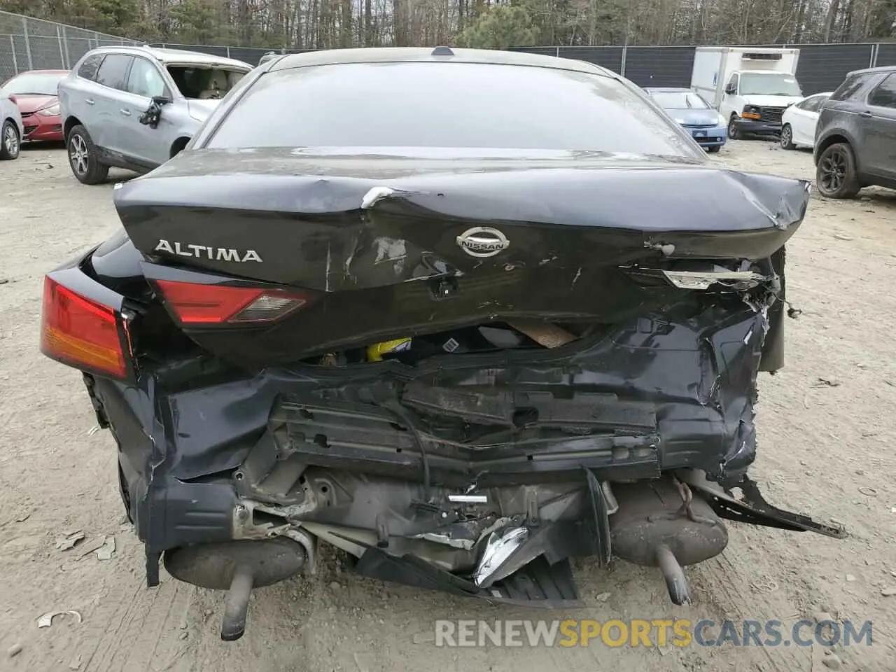 6 Photograph of a damaged car 1N4BL4BV5KC136759 NISSAN ALTIMA 2019