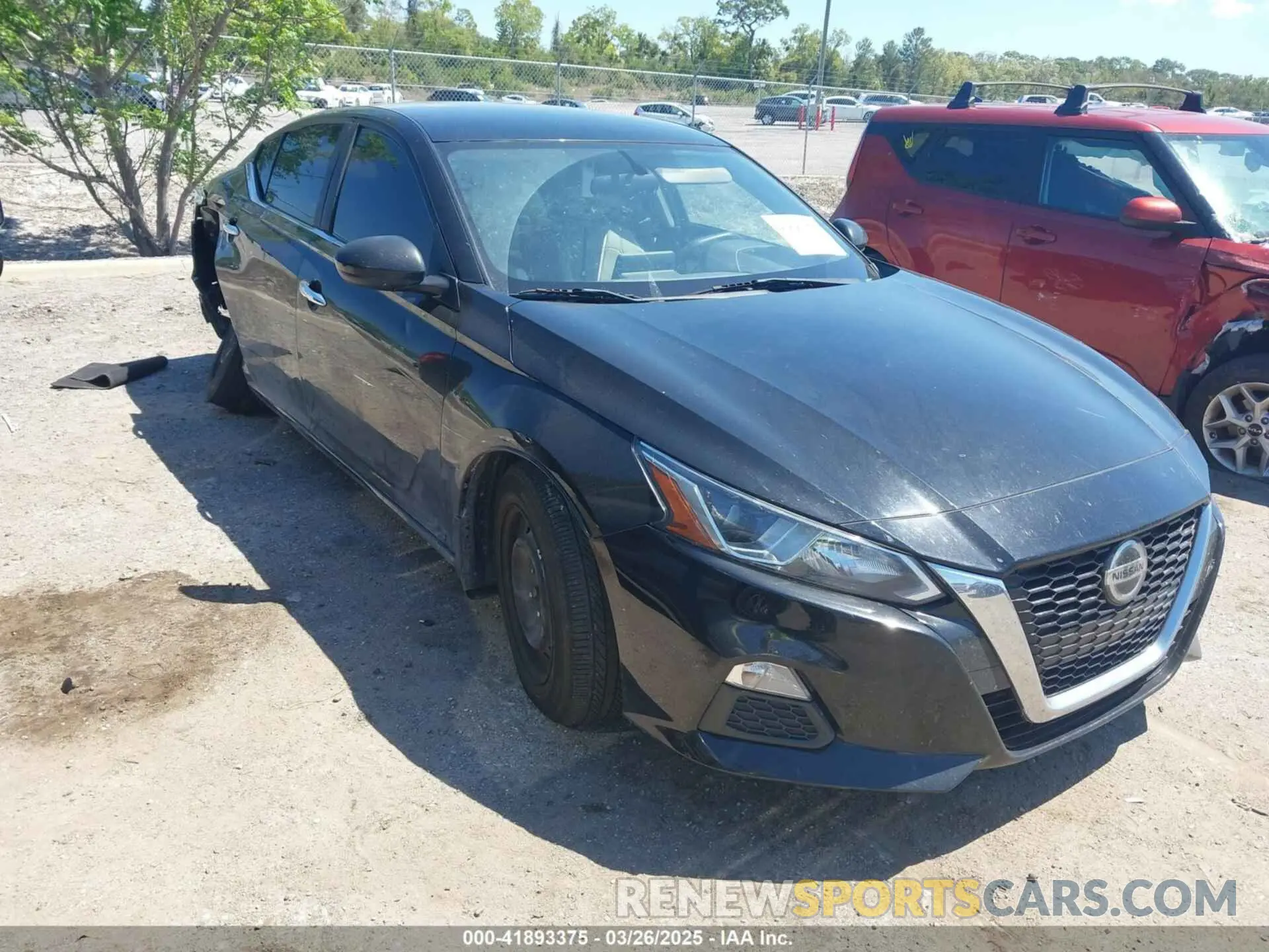 1 Photograph of a damaged car 1N4BL4BV5KC142562 NISSAN ALTIMA 2019
