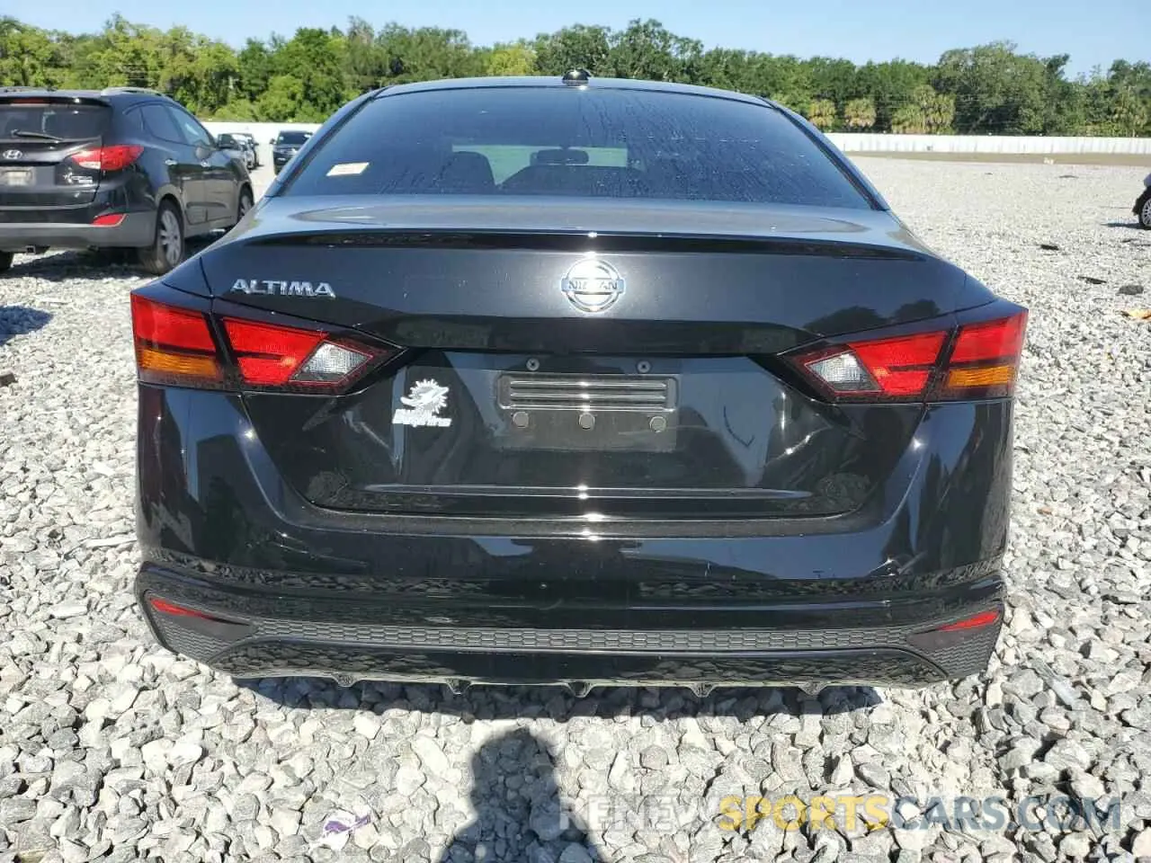 6 Photograph of a damaged car 1N4BL4BV5KC142982 NISSAN ALTIMA 2019