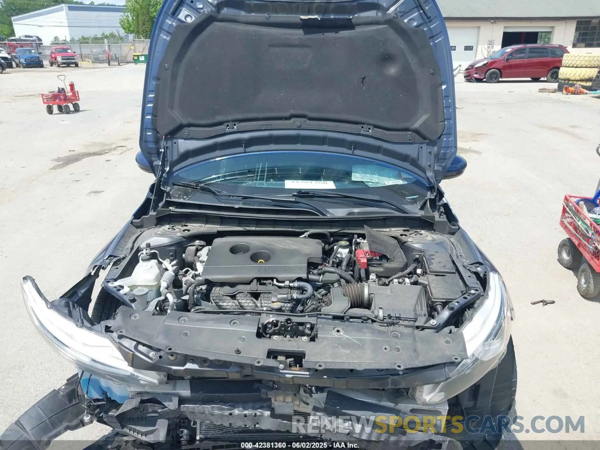10 Photograph of a damaged car 1N4BL4BV5KC156865 NISSAN ALTIMA 2019