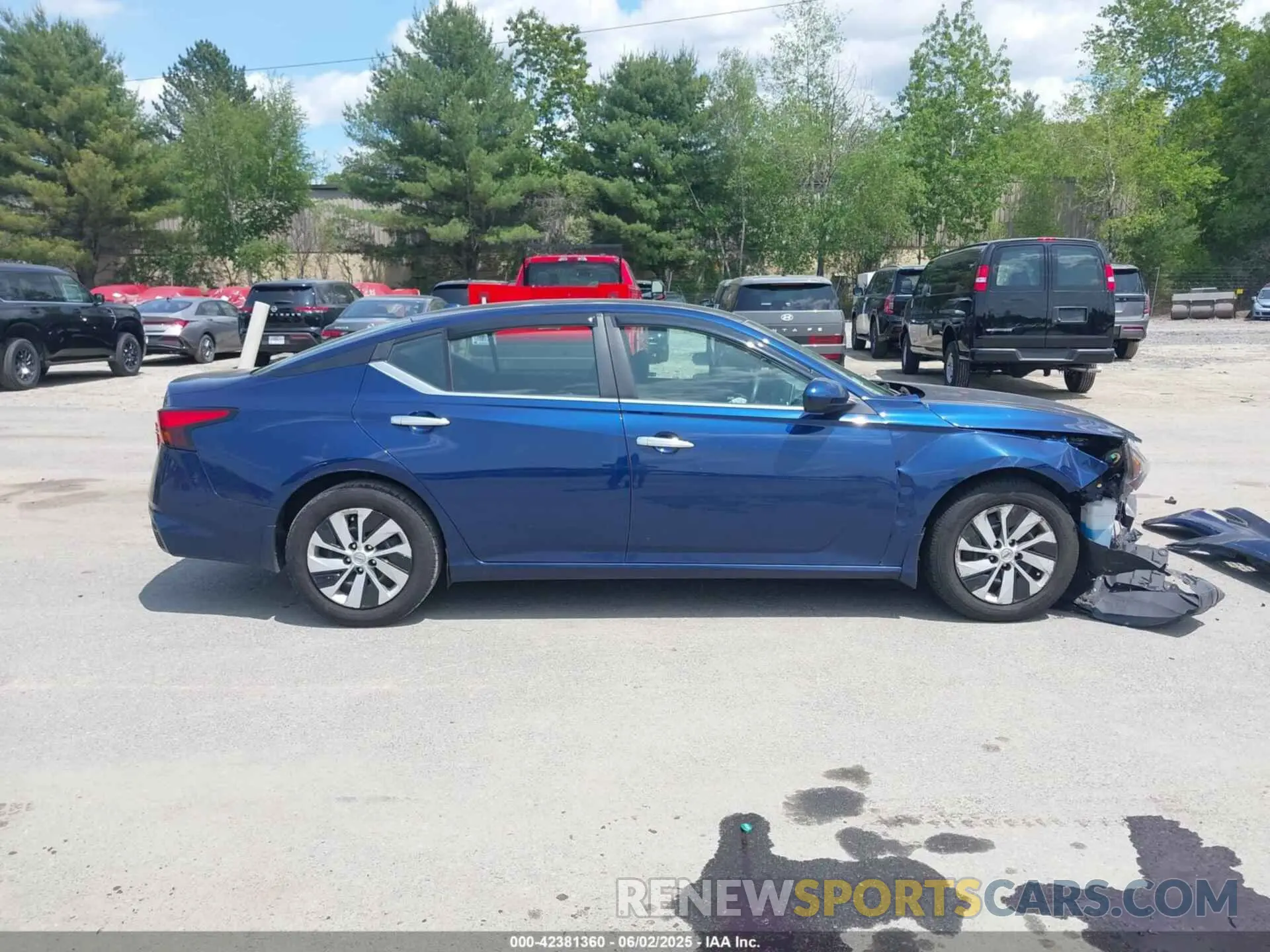 13 Photograph of a damaged car 1N4BL4BV5KC156865 NISSAN ALTIMA 2019