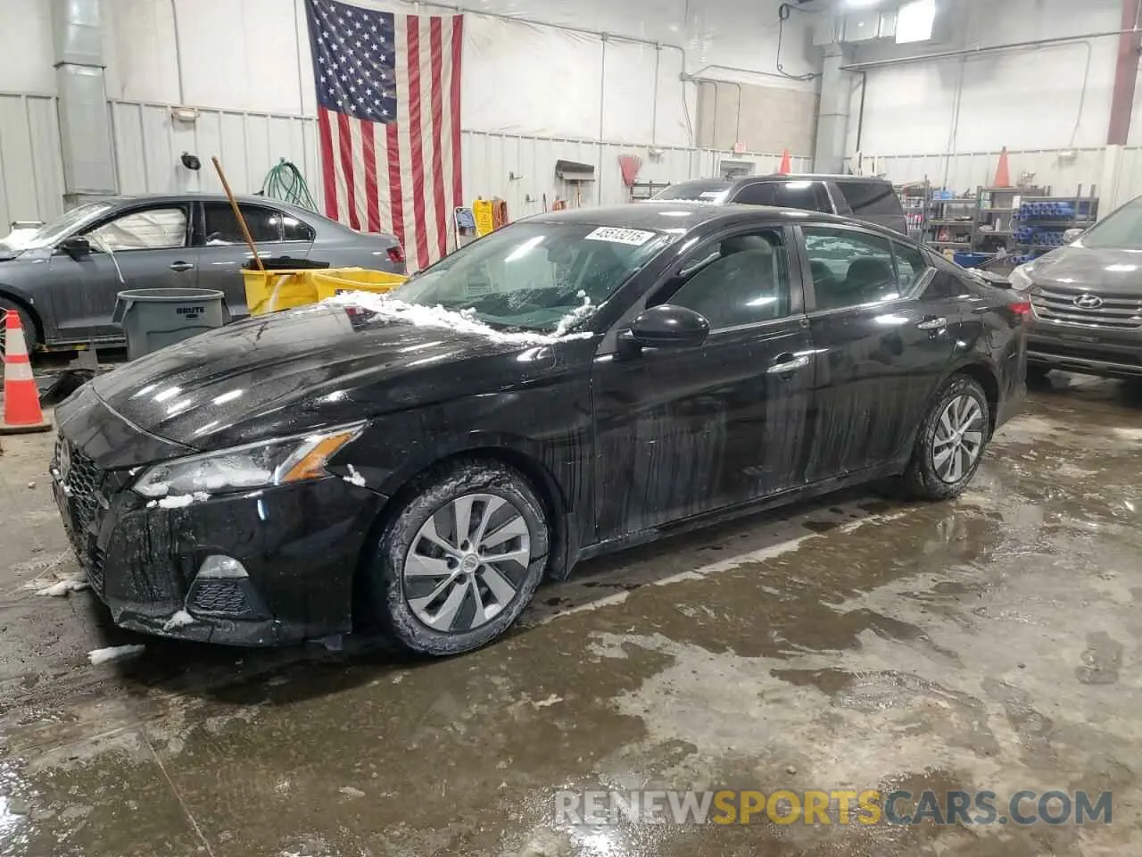 1 Photograph of a damaged car 1N4BL4BV5KC194418 NISSAN ALTIMA 2019