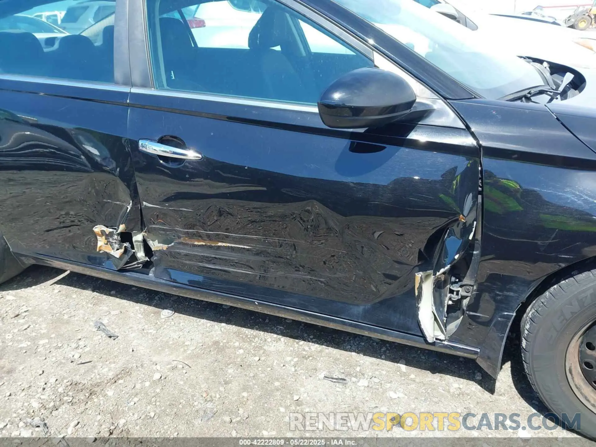 6 Photograph of a damaged car 1N4BL4BV5KC195309 NISSAN ALTIMA 2019