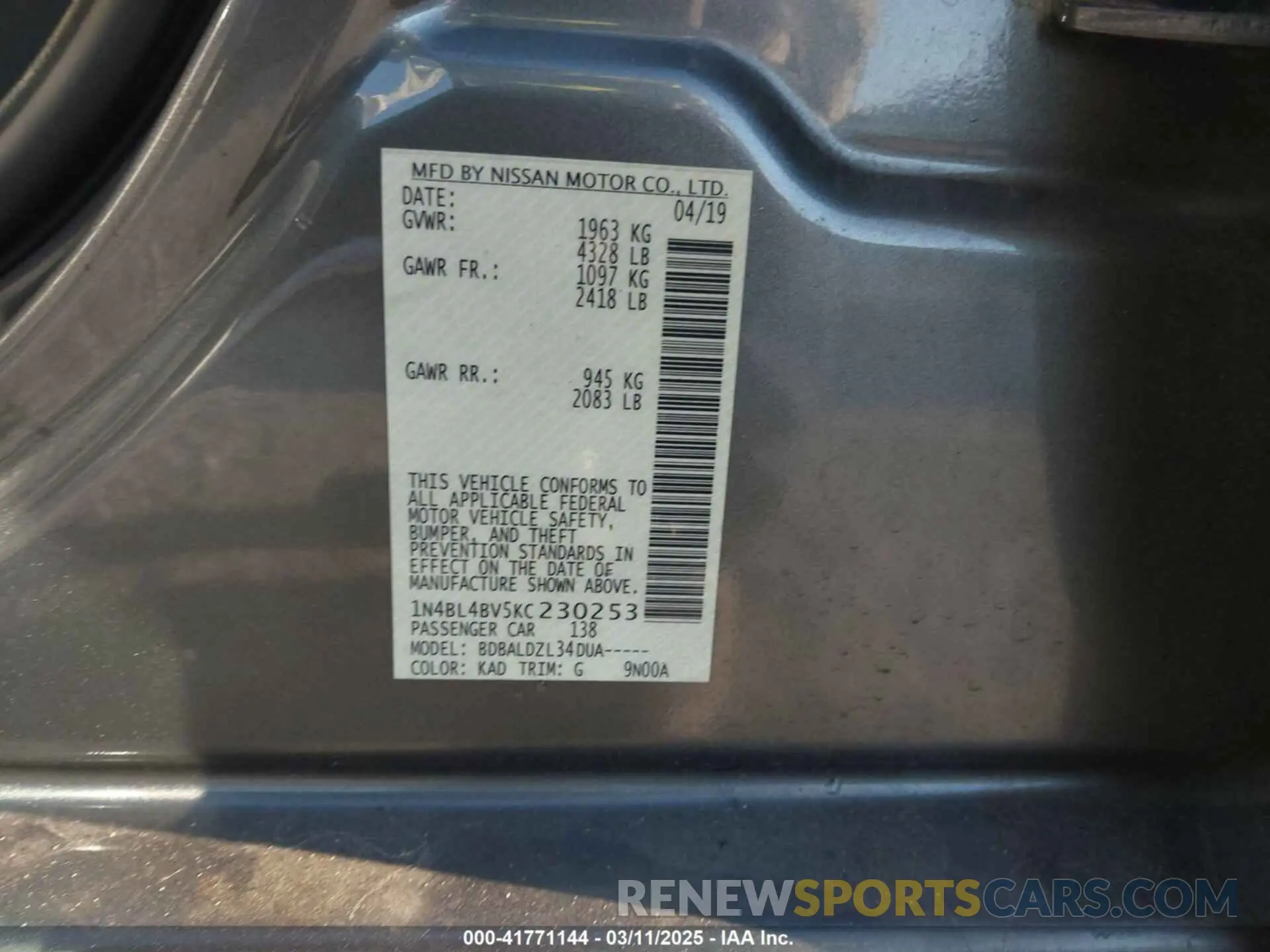 9 Photograph of a damaged car 1N4BL4BV5KC230253 NISSAN ALTIMA 2019
